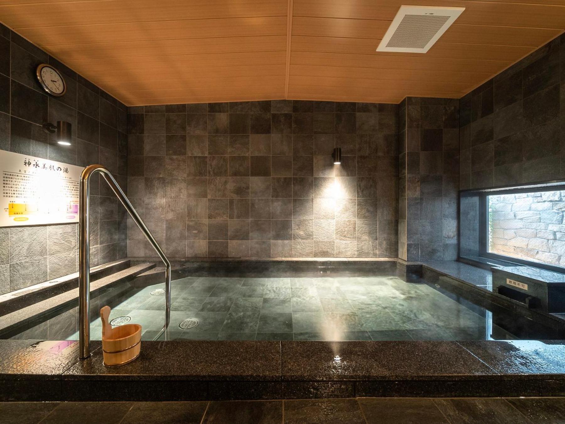 Super Hotel Kumamoto Ekimae Natural Hot Springs Eksteriør billede